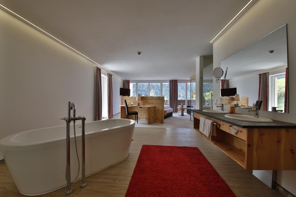 Romantik Resort & Spa Der Laterndl Hof Haldensee Cameră foto